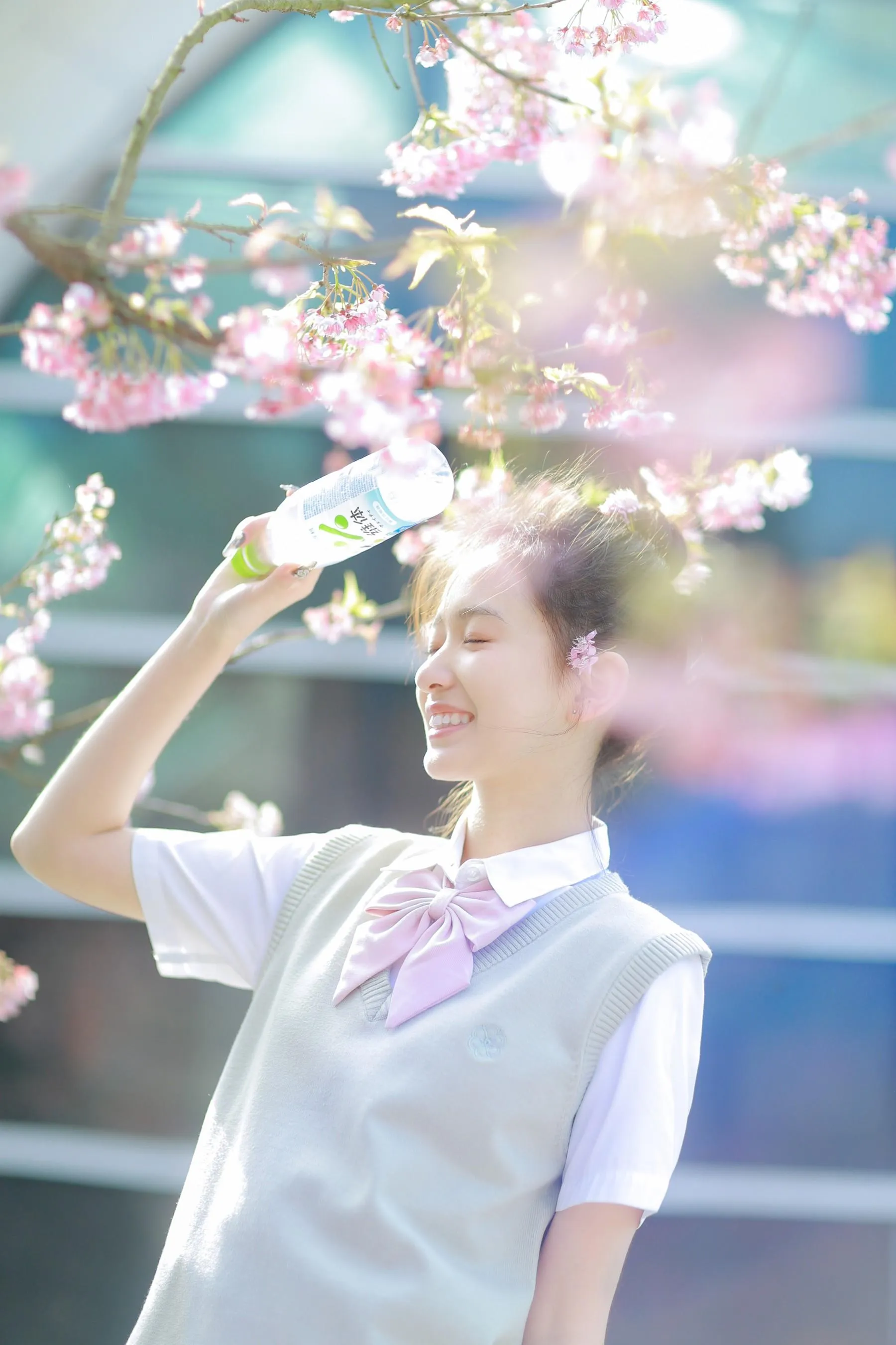 [艺图语] 2022.05.11 樱花下的春日心动 瑞秋的快乐人生 [23P]插图2